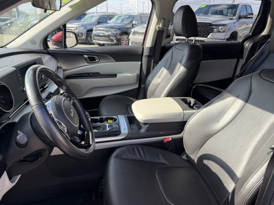 2023 Kia Carnival MPV LX Seat Package