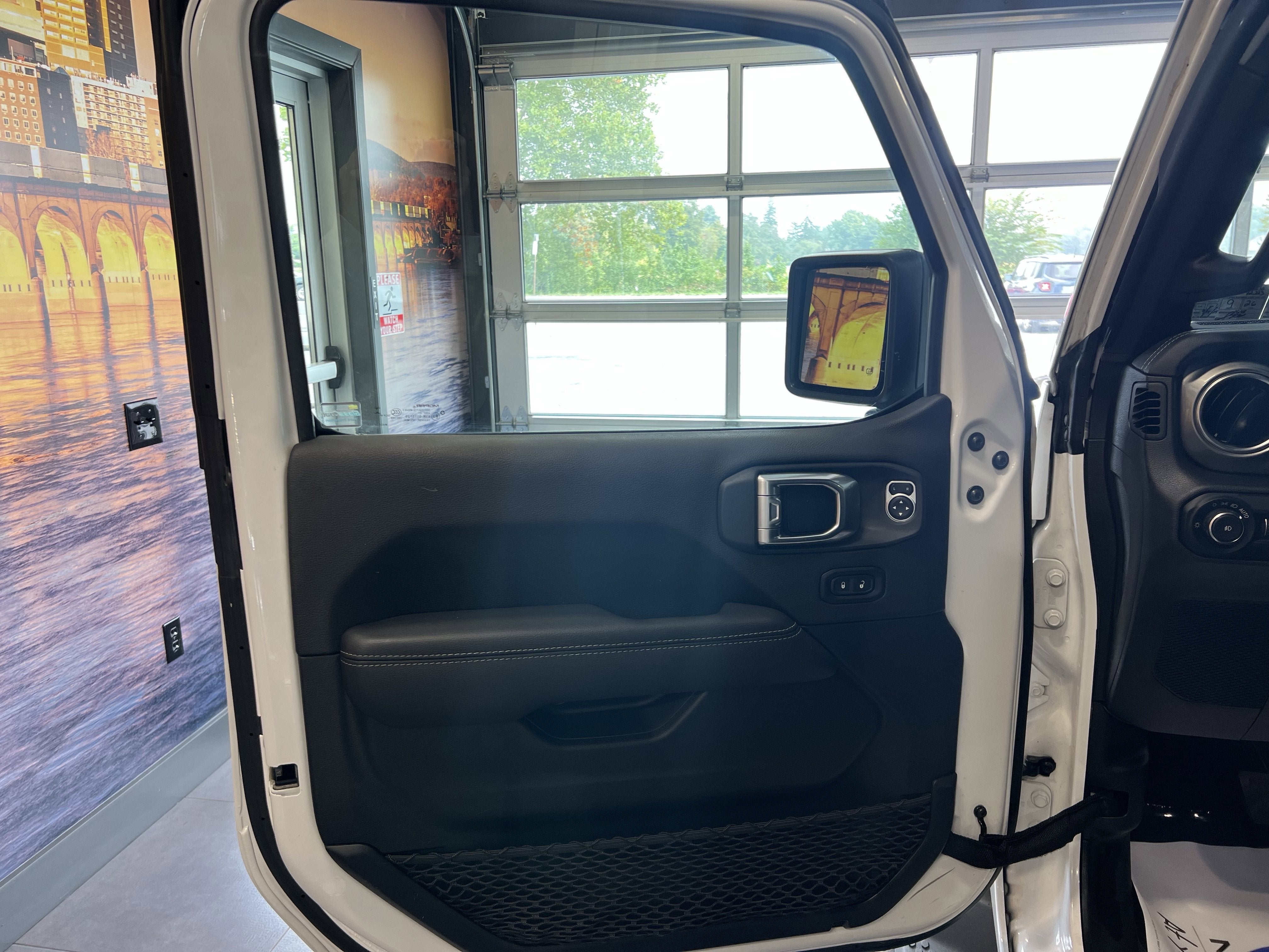 2022 Jeep Wrangler Unlimited Sahara 4x4