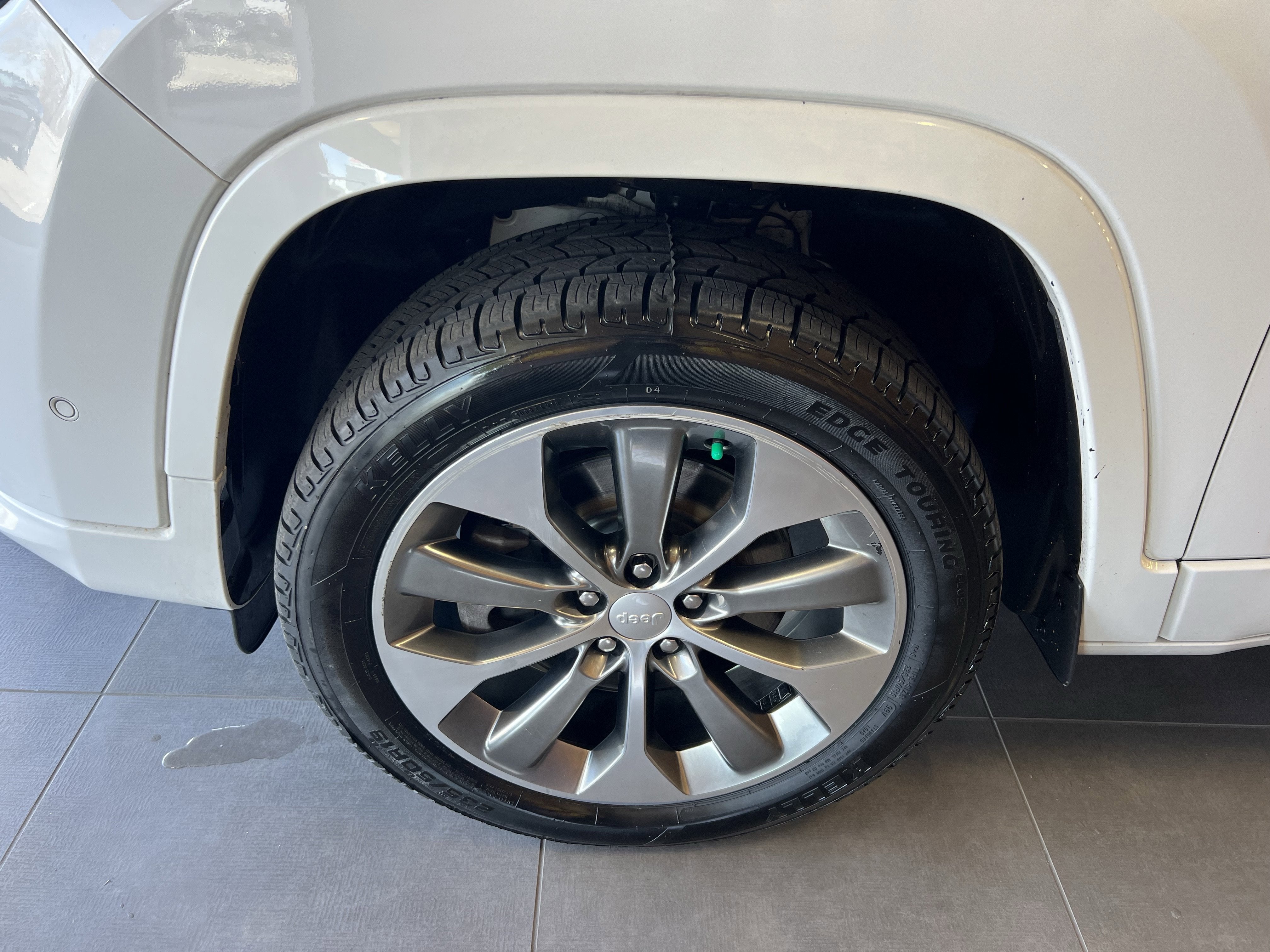 2019 Jeep Cherokee Overland 4x4