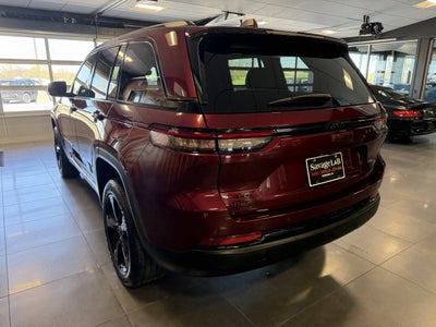 2022 Jeep Grand Cherokee Altitude 4x4