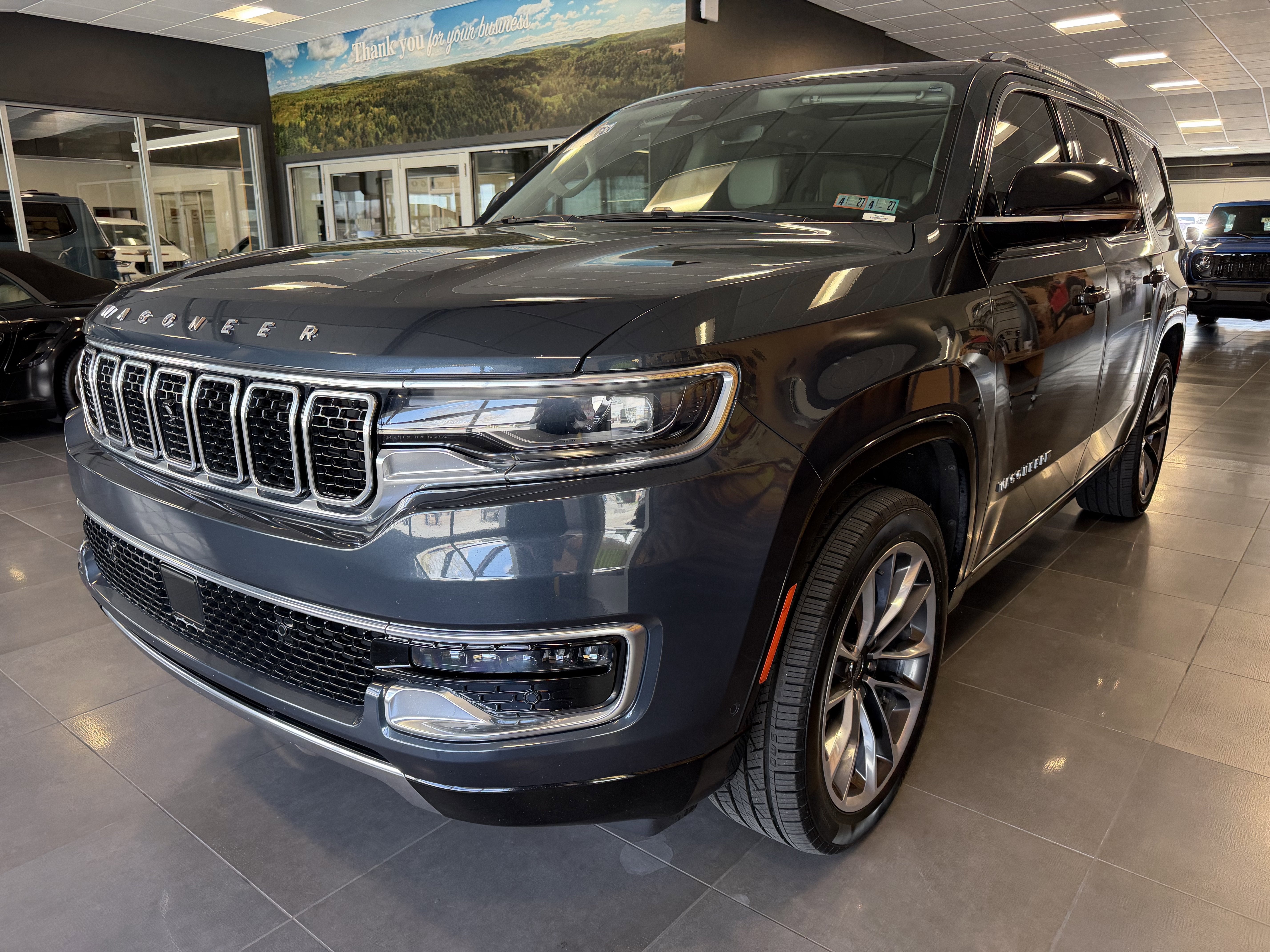 2023 Jeep Wagoneer Series III 4x4