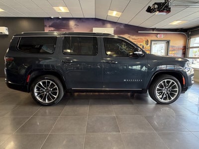 2023 Jeep Wagoneer Series III 4x4