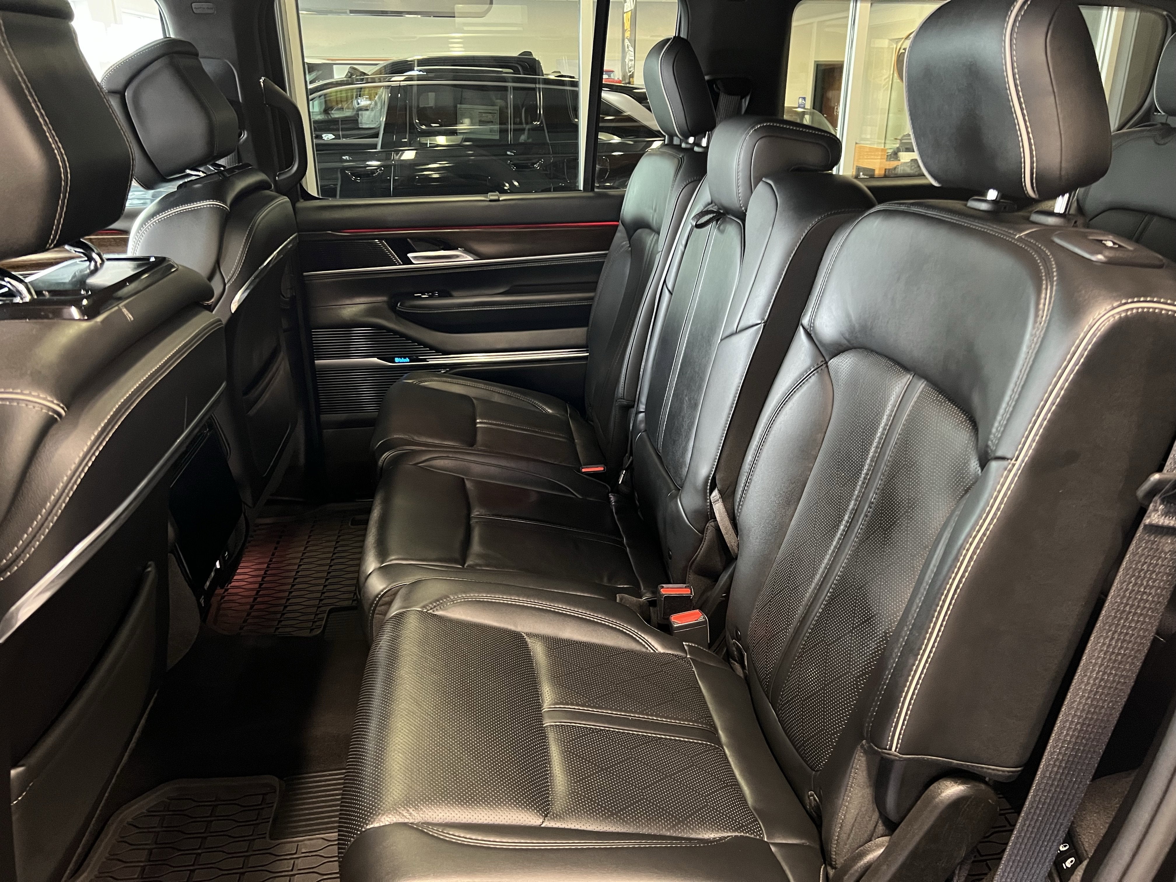 2022 Jeep Grand Wagoneer Series II 4x4