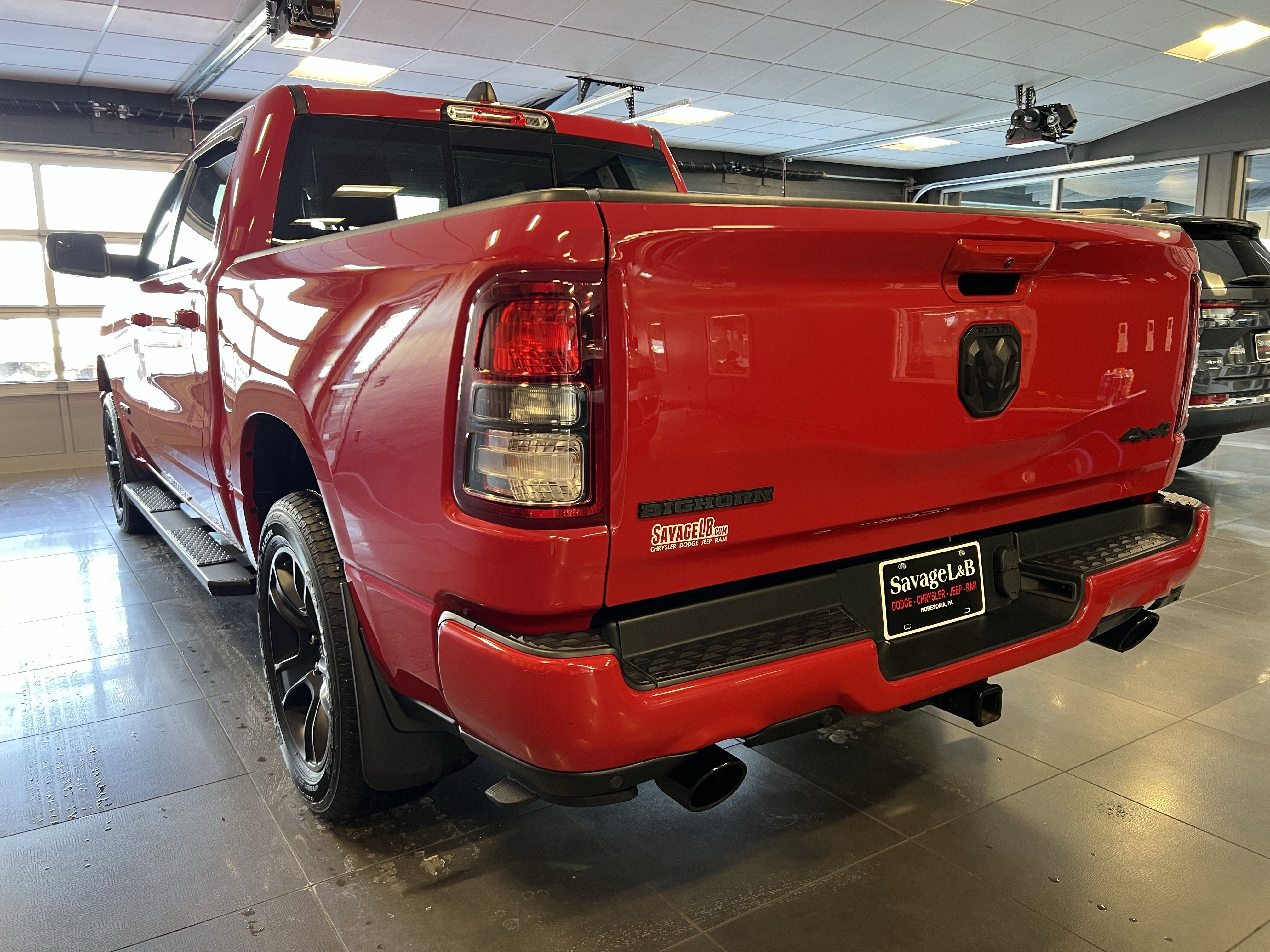 2020 RAM 1500 Big Horn Crew Cab 4x4 5'7' Box