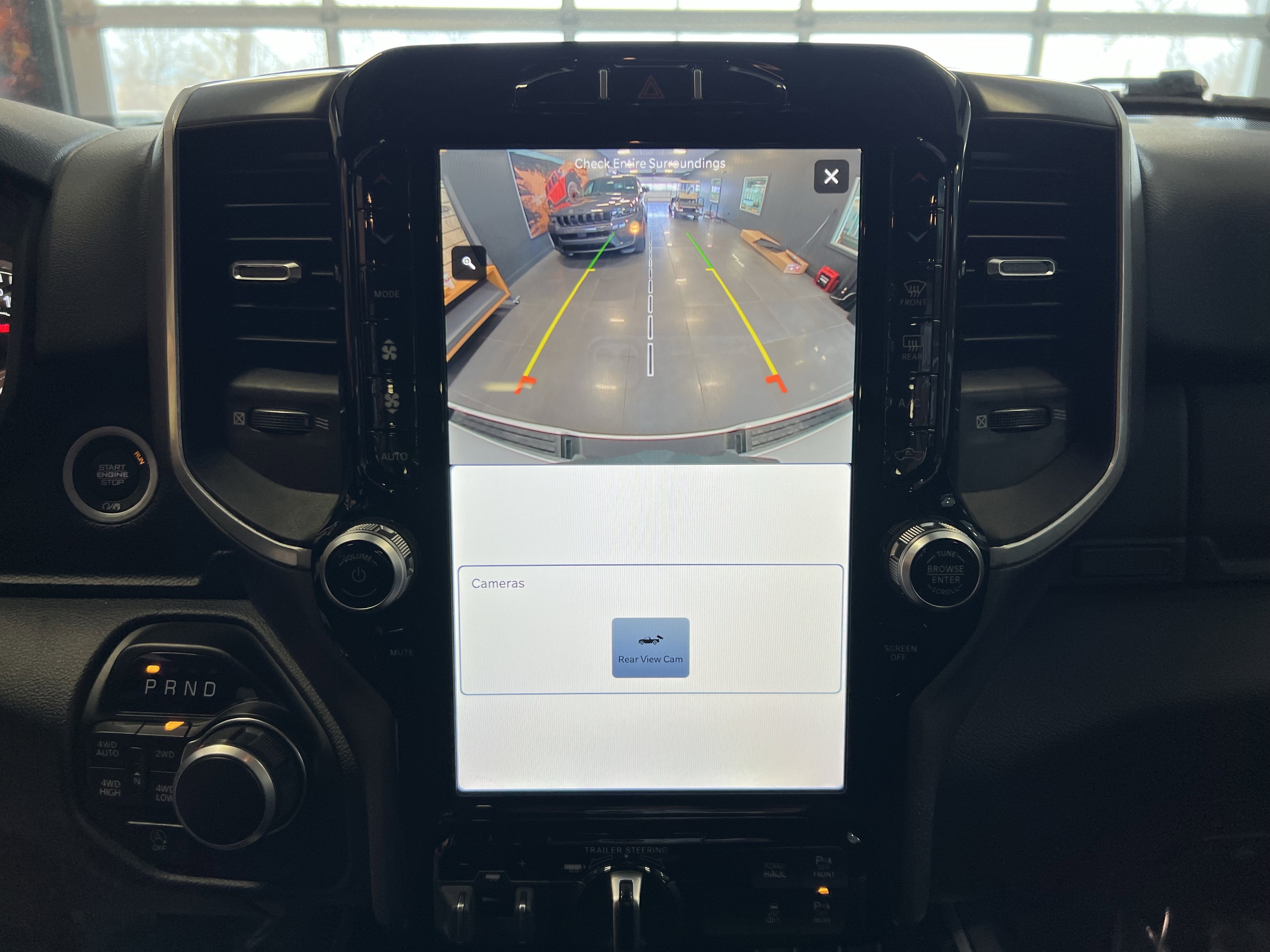 2023 RAM 1500 Big Horn Crew Cab 4x4 5'7' Box