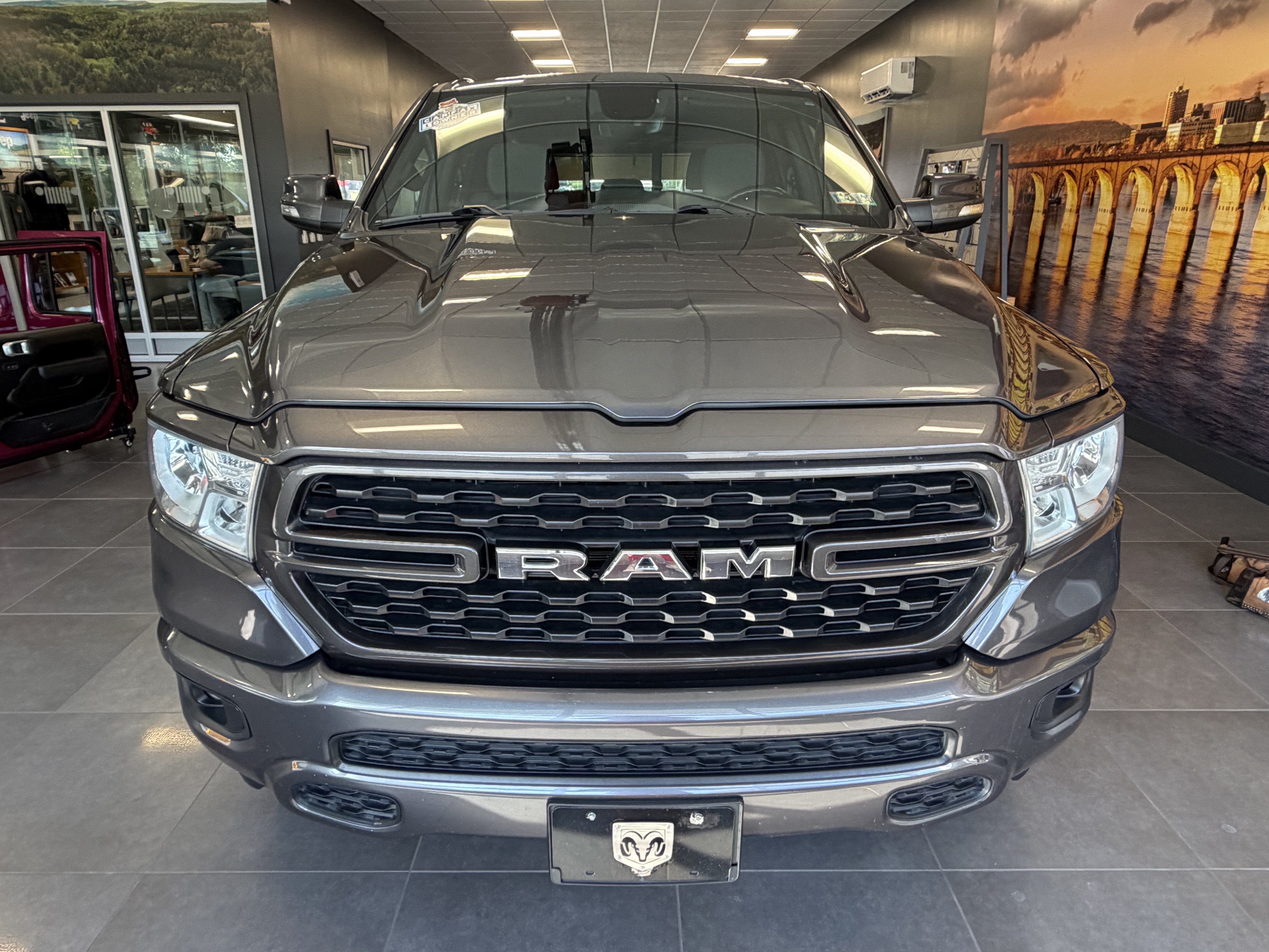 2022 RAM 1500 Big Horn Crew Cab 4x4 5'7' Box