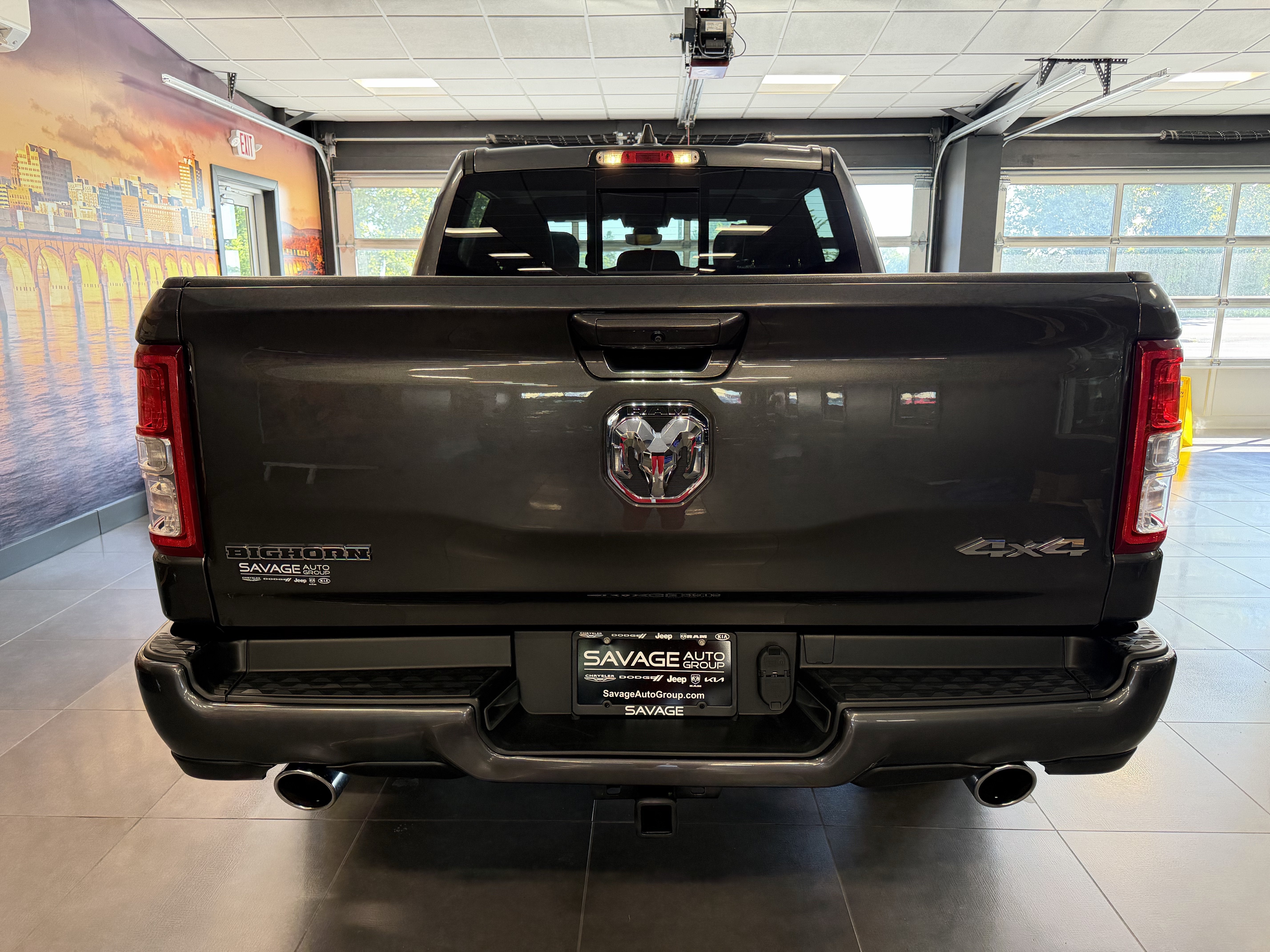 2022 RAM 1500 Big Horn Crew Cab 4x4 5'7' Box