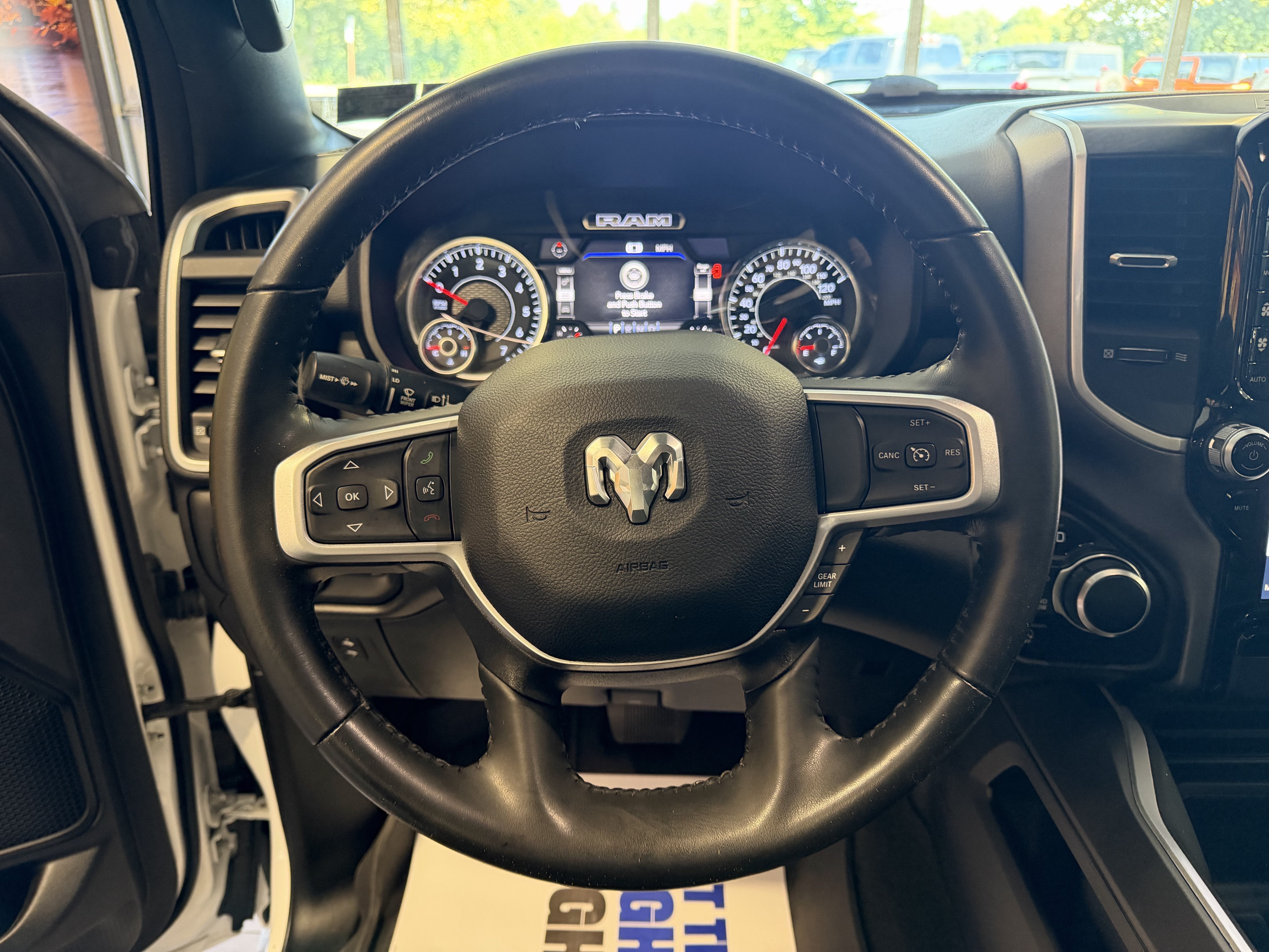 2023 RAM 1500 Big Horn Crew Cab 4x4 5'7' Box