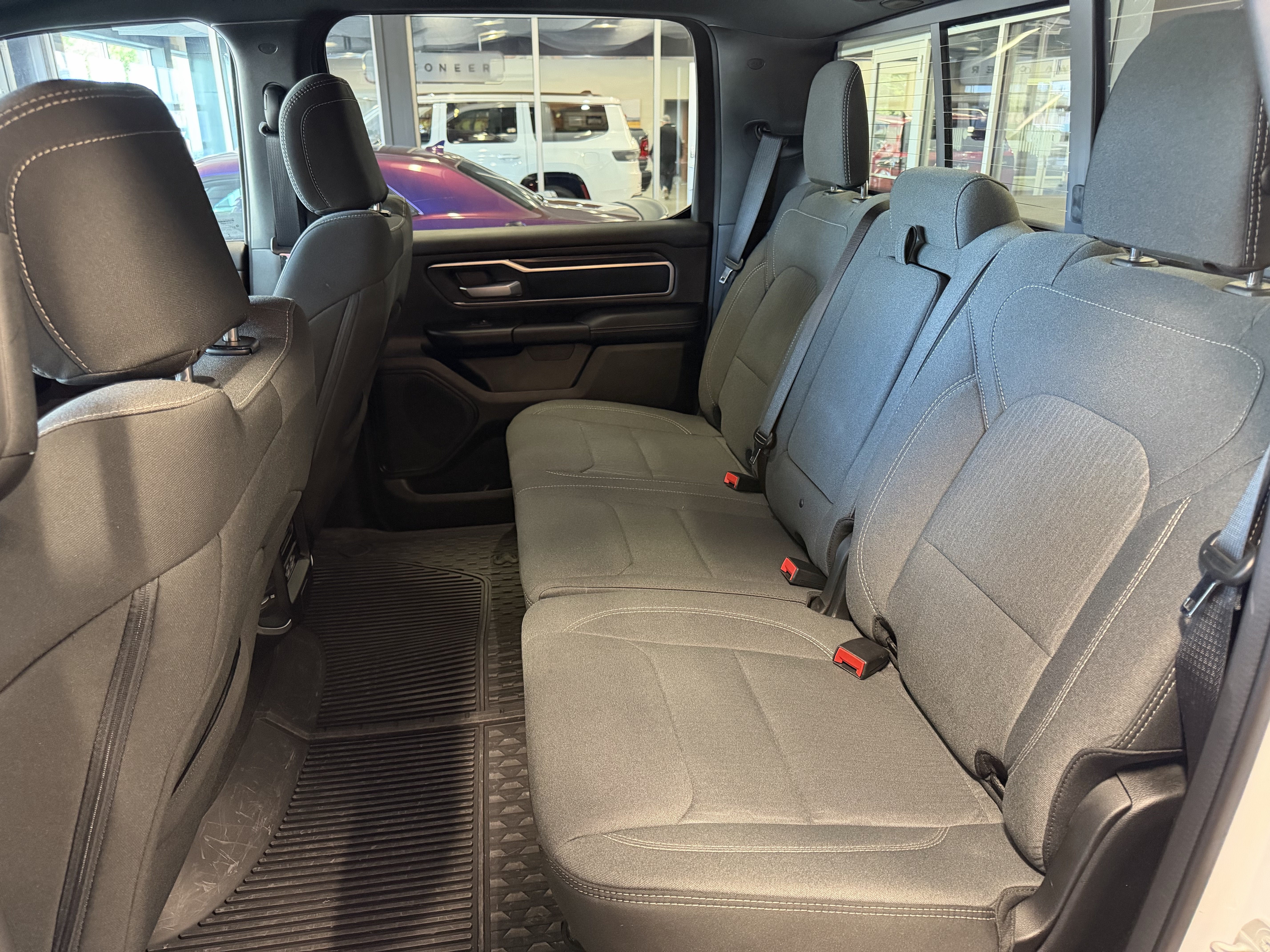2023 RAM 1500 Big Horn Crew Cab 4x4 5'7' Box