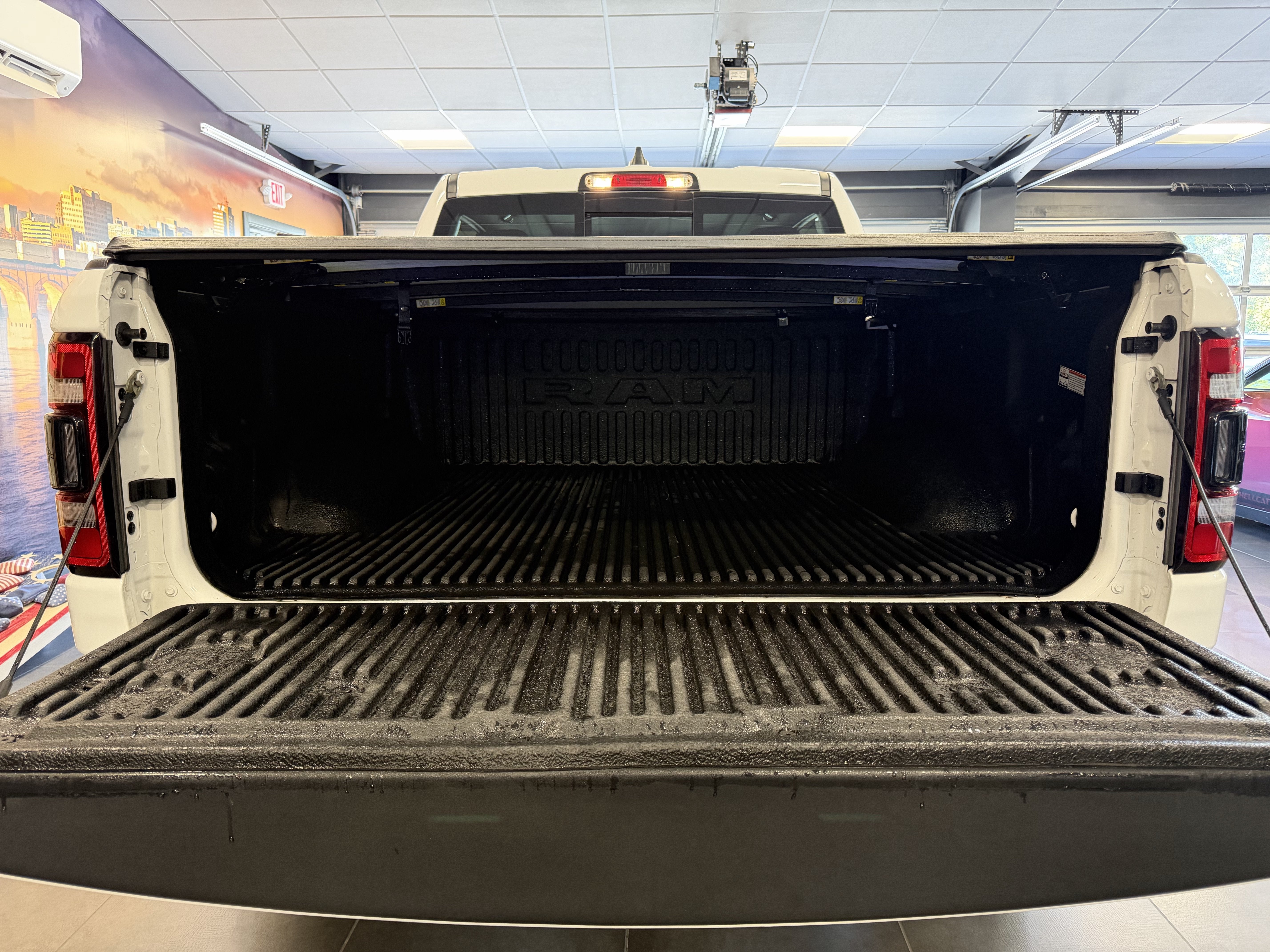 2023 RAM 1500 Big Horn Crew Cab 4x4 5'7' Box