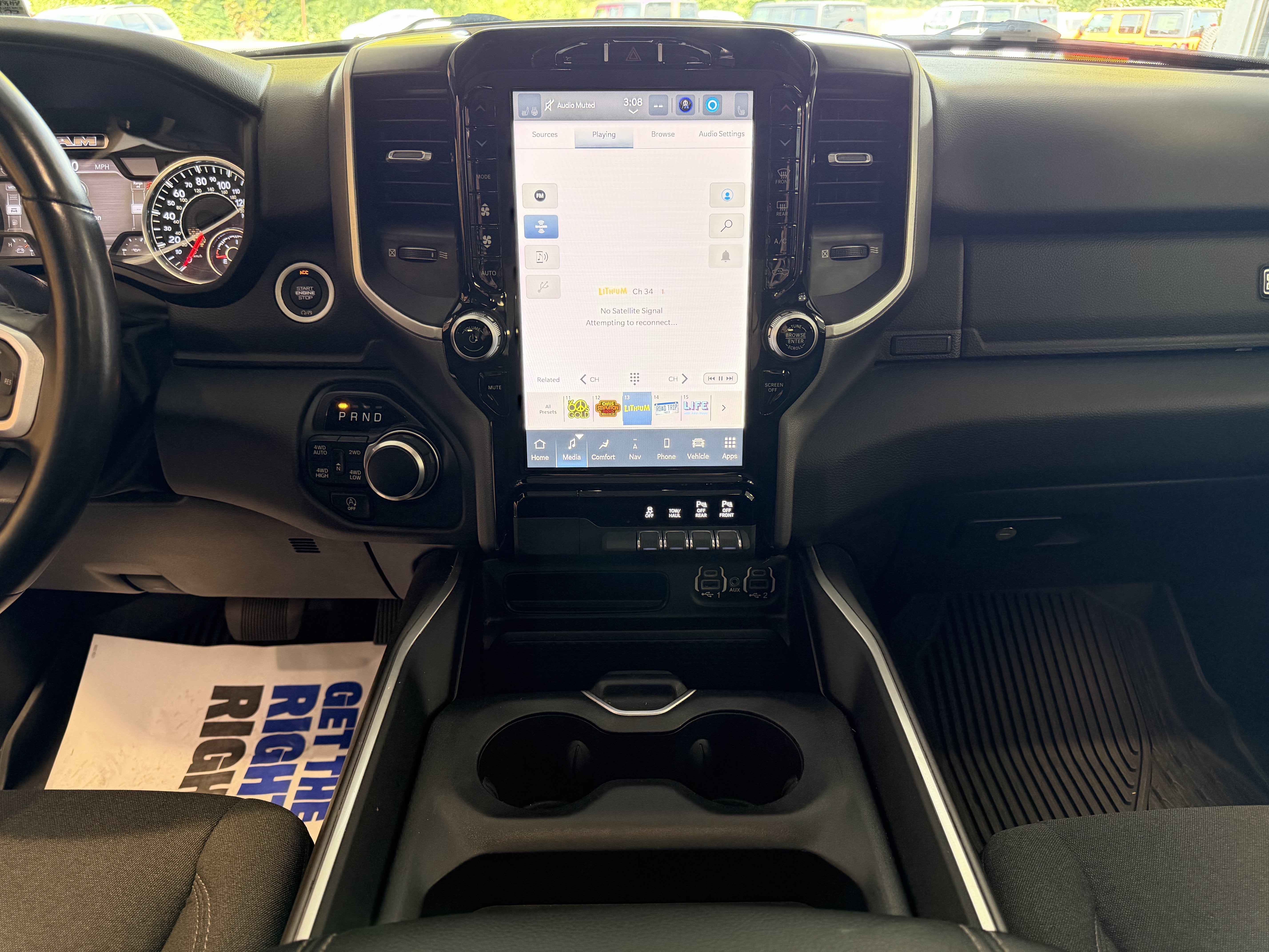 2023 RAM 1500 Big Horn Crew Cab 4x4 5'7' Box