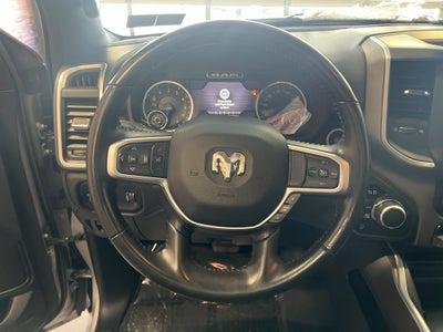 2022 RAM 1500 Big Horn Crew Cab 4x4 5'7' Box