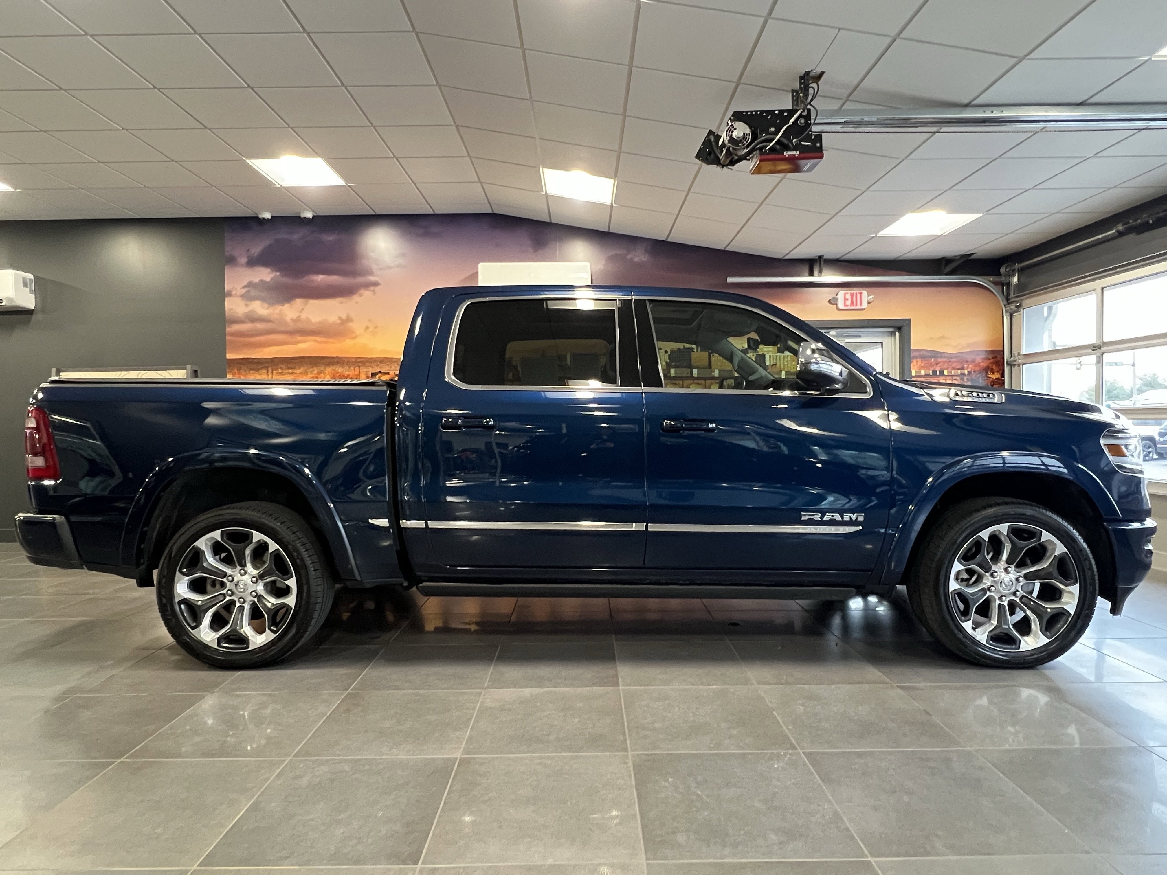 2024 RAM 1500 Limited Crew Cab 4x4 5'7' Box