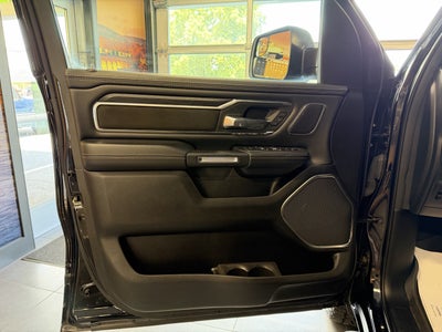 2024 RAM 1500 Laramie Crew Cab 4x4 5'7' Box