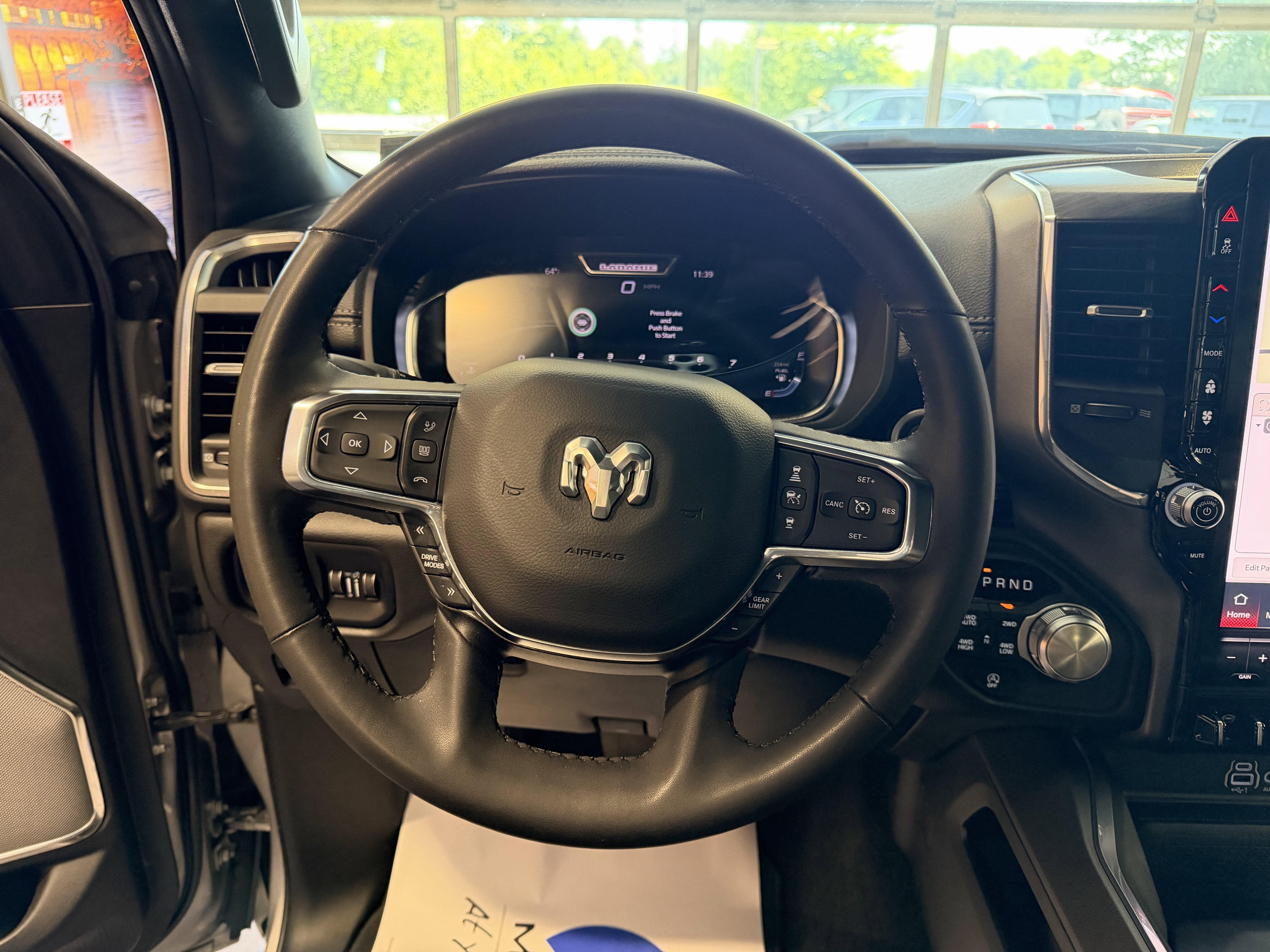2025 RAM 1500 Laramie Crew Cab 4x4 6'4' Box