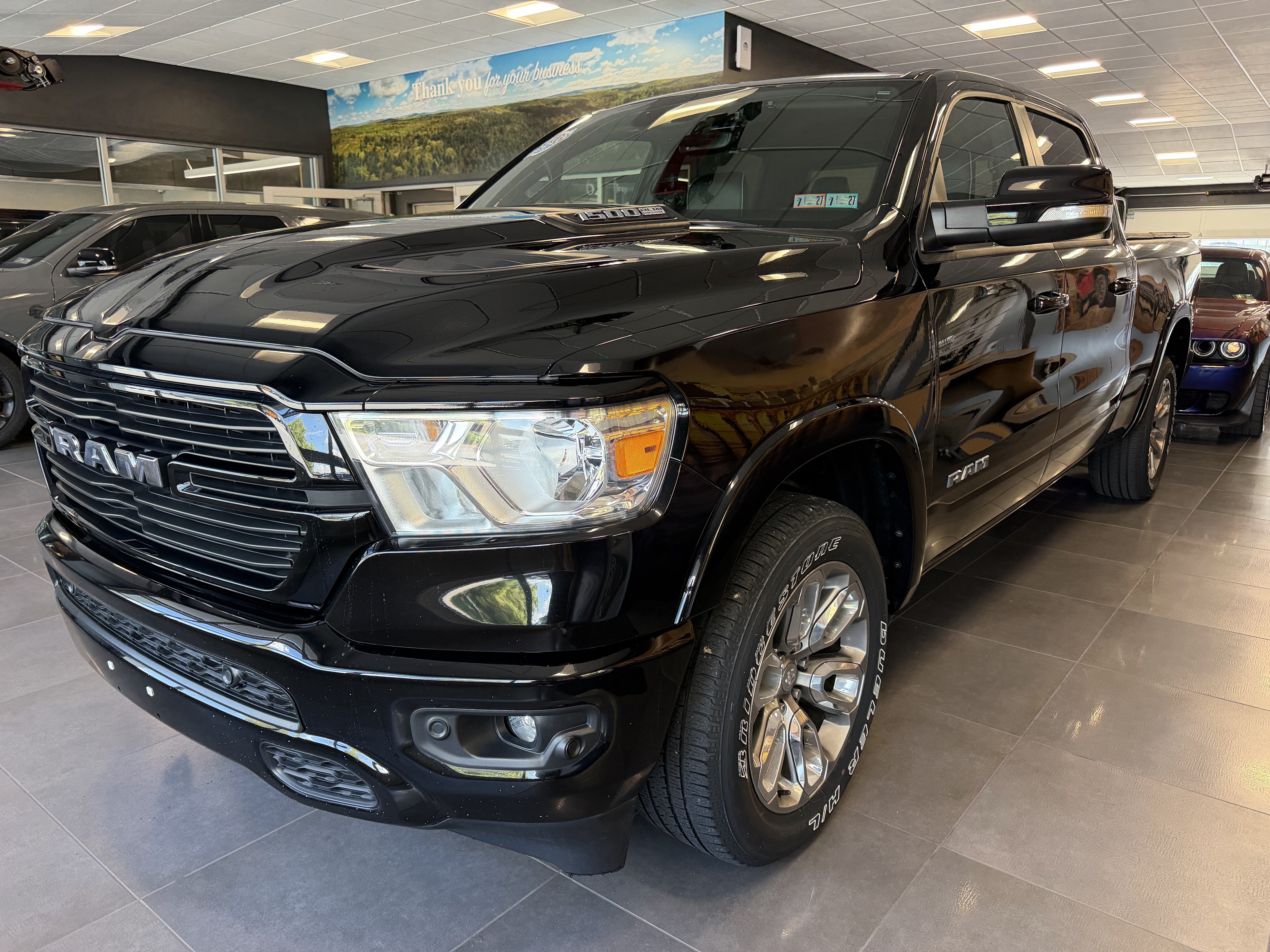 2022 RAM 1500 Laramie Crew Cab 4x4 6'4' Box