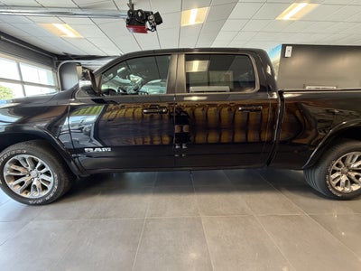 2022 RAM 1500 Laramie Crew Cab 4x4 6'4' Box