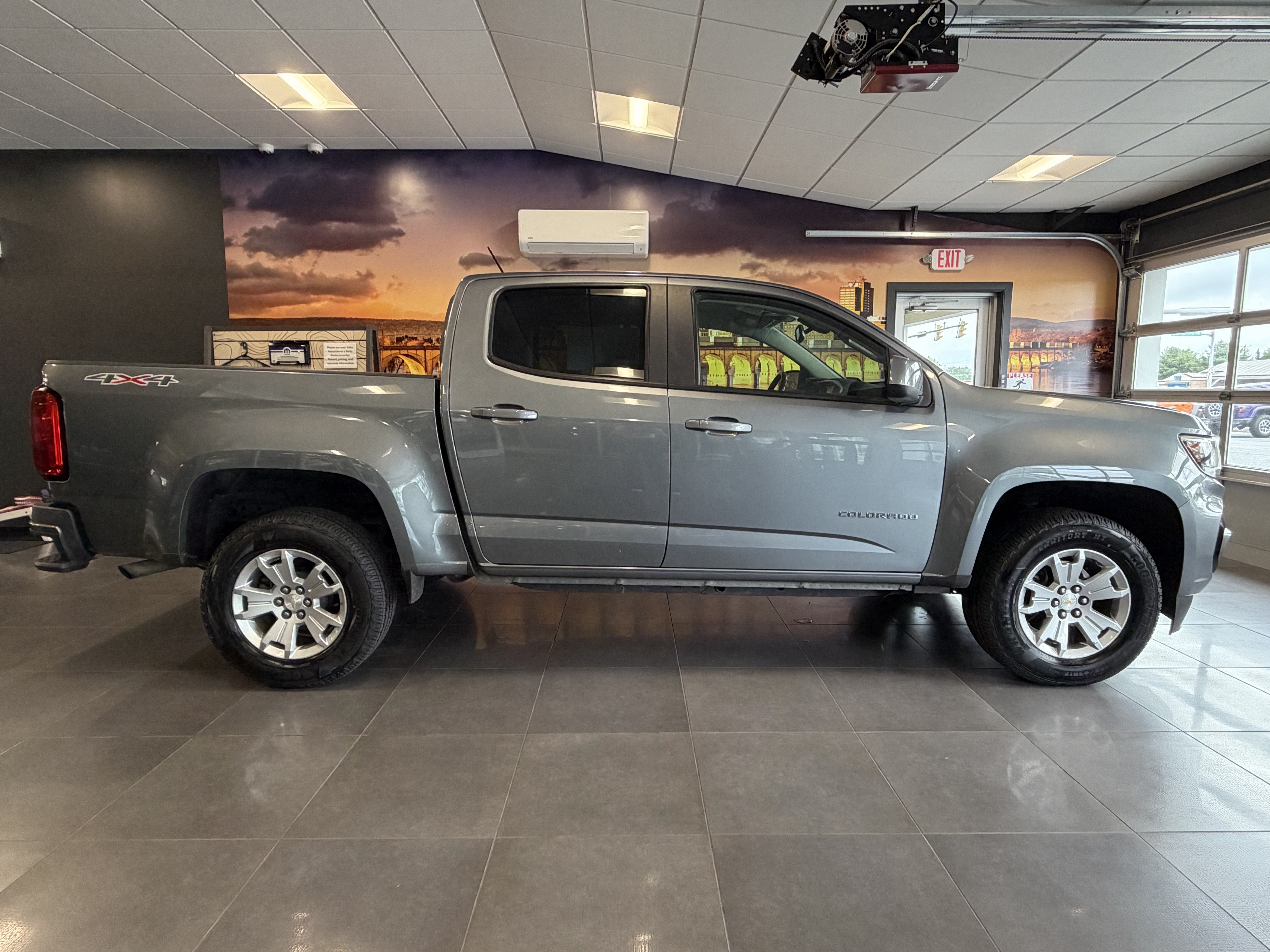 2021 Chevrolet Colorado 4WD Crew Cab Short Box LT