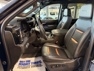 2025 GMC Sierra 2500HD 4WD Crew Cab Standard Bed AT4