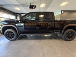 2025 GMC Sierra 2500HD 4WD Crew Cab Standard Bed AT4