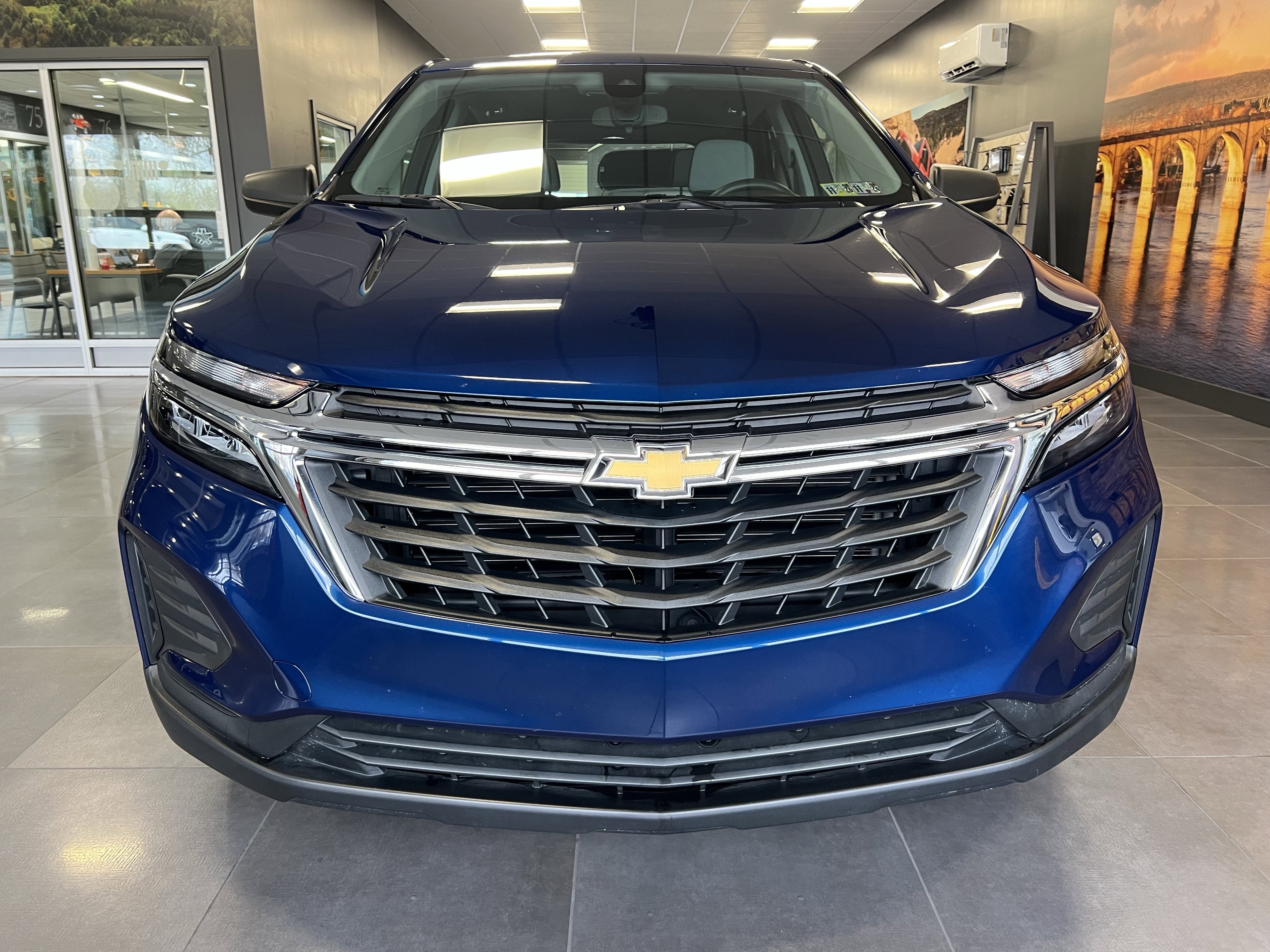 2022 Chevrolet Equinox FWD LS