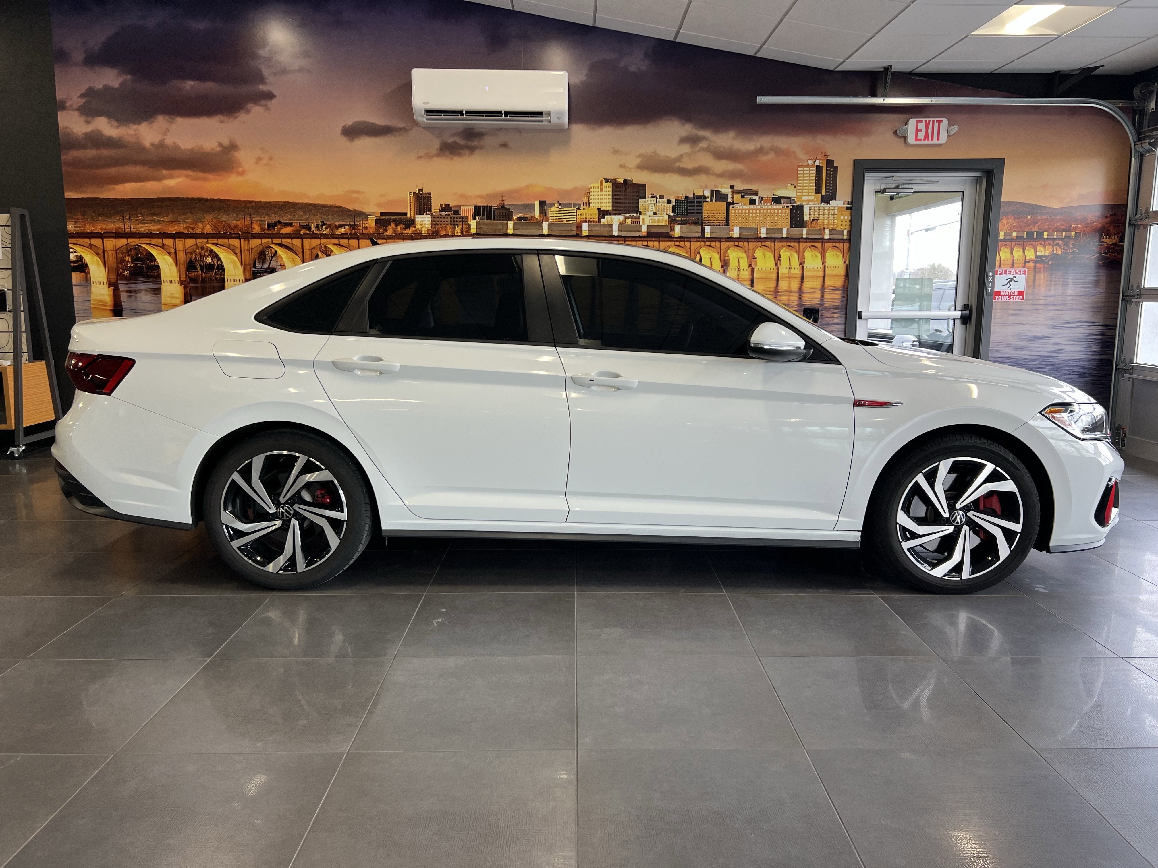 2024 Volkswagen Jetta GLI 2.0T Autobahn