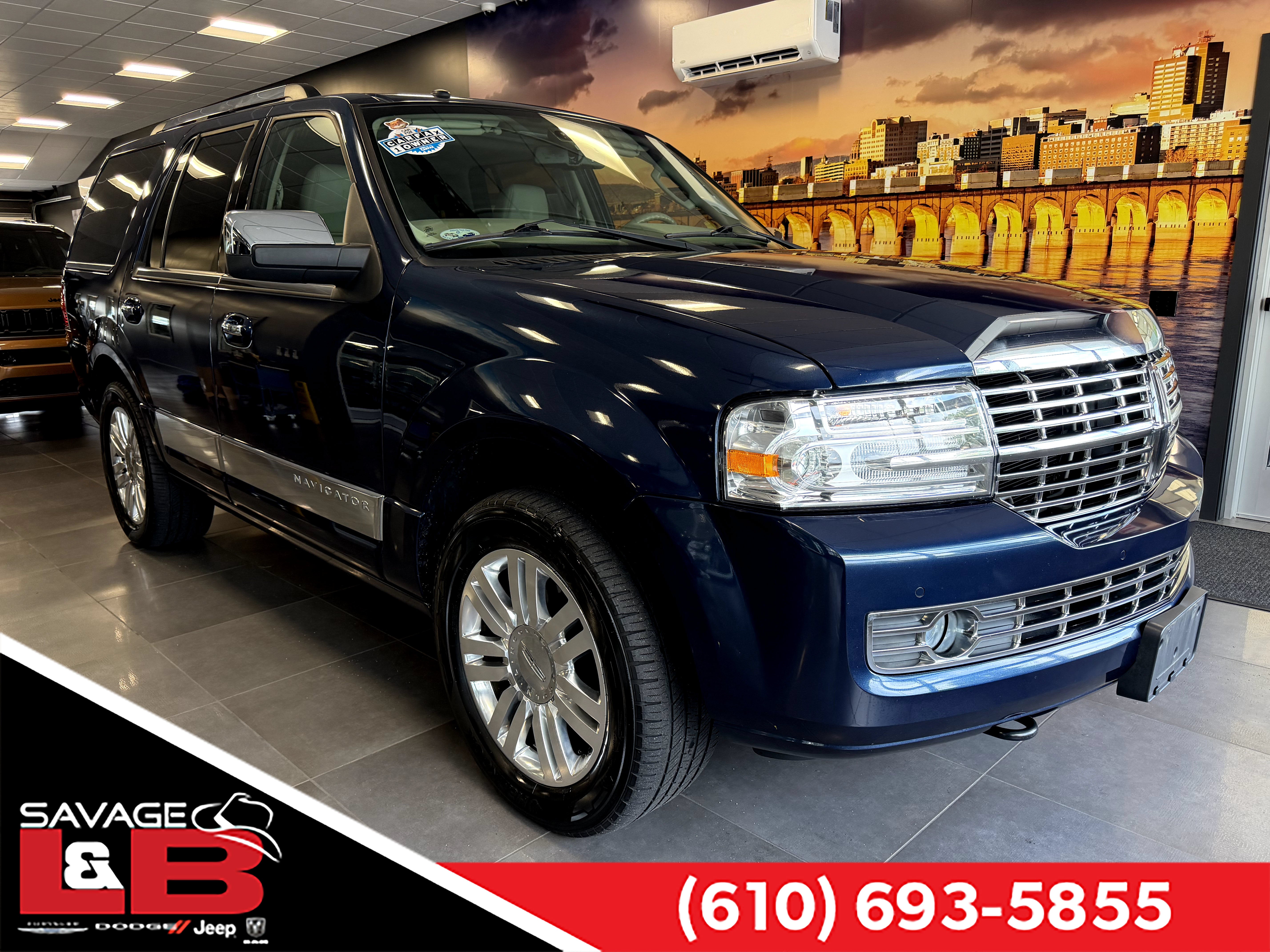 2014 Lincoln Navigator Base