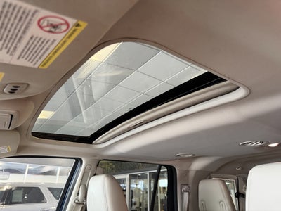 2014 Lincoln Navigator Base