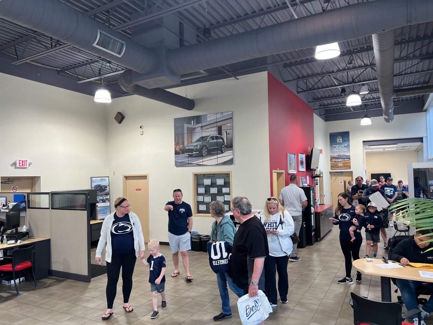 Savage Kia Meet and Greet Table